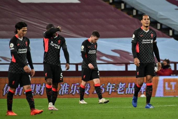  热刺防线送礼不断，利兹联逆转取胜终结五轮不胜  