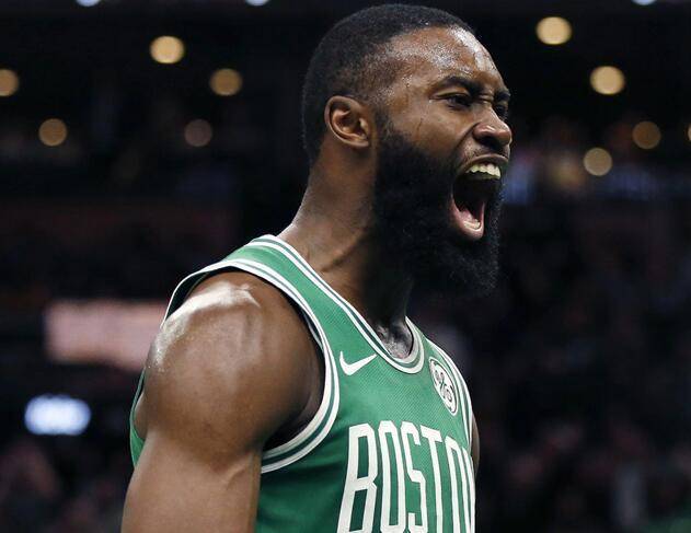  杰伦布朗末节独取十五分，凯尔特人逆转击败猛龙  